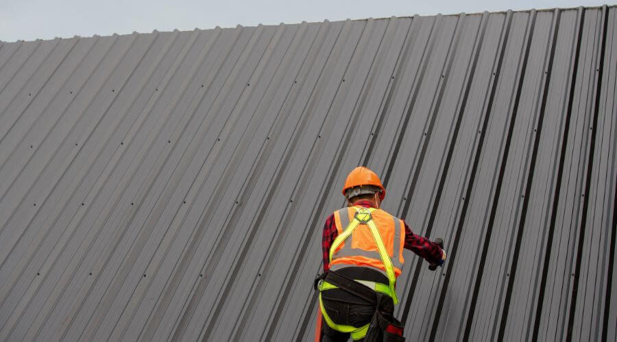 Professional residential roofers in Howardsville, VA